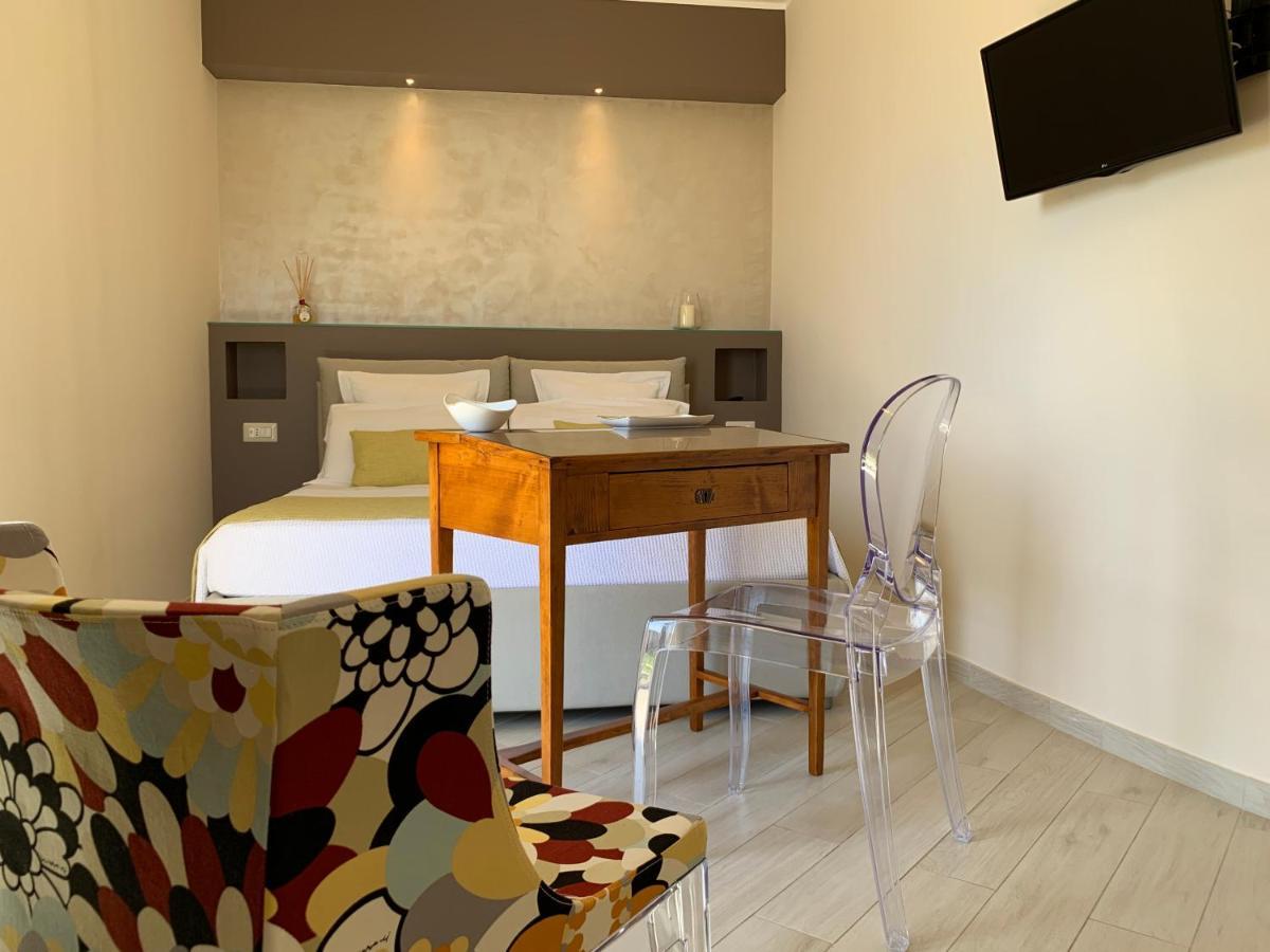 Sparviero Luxury Suites Taormina Exterior photo